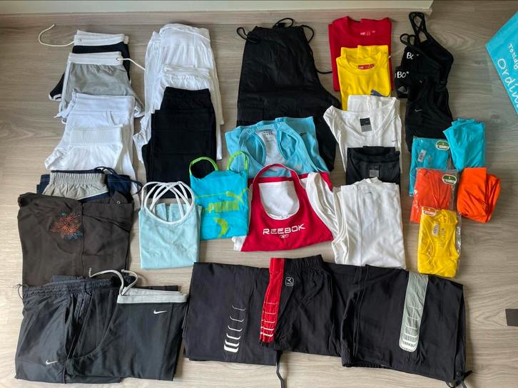 Dames- en herenkleding en -schoenen, Kleding | Dames, Dames-kledingpakketten, Zo goed als nieuw, Ophalen