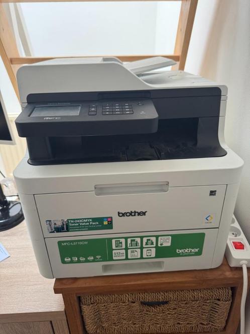 Brother MFC-L3710CW Laserprinter + toner, Computers en Software, Printers, Zo goed als nieuw, All-in-one, Laserprinter, Faxen