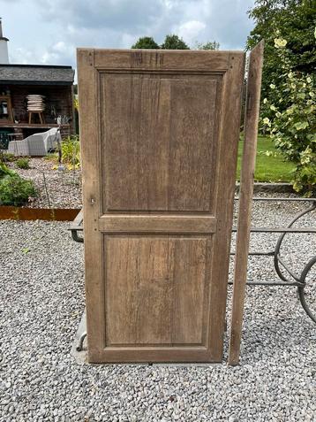 Ancienne porte de placard  beschikbaar voor biedingen