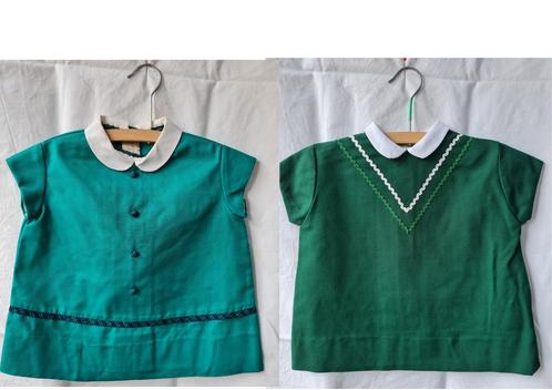 2 robes pour bébé « Greetings from 1960 » en vert British Ra, Antiquités & Art, Antiquités | Vêtements et Textile, Enlèvement ou Envoi