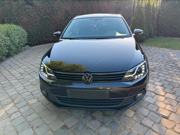 VW Jetta 2012 /189 000 km euro 5, Autos, Euro 5, 4 portes, Boîte manuelle, Noir