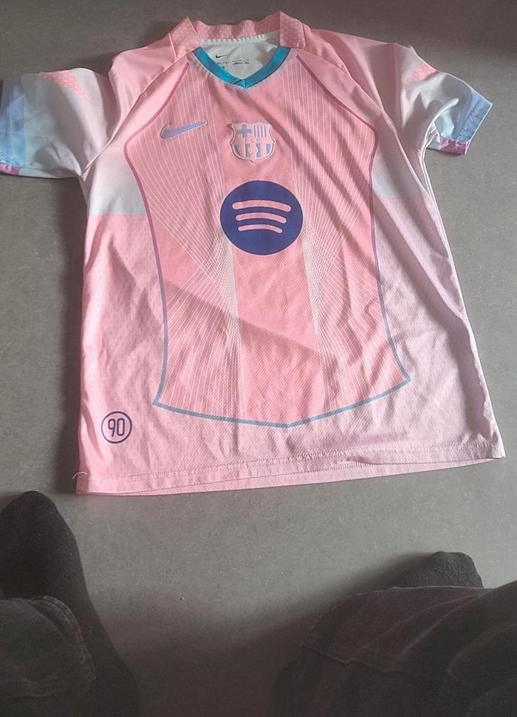 Chemise Barcelona, Vêtements | Hommes, Vêtements de sport, Neuf, Football, Taille 48/50 (M), Rose, Enlèvement