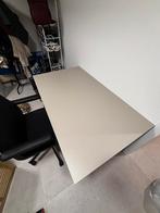 Bureau Ikea lichtgrijs nieuw, Huis en Inrichting, Bureaus, Ophalen, Zo goed als nieuw, Bureau