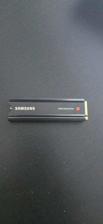 1tb ssd  beschikbaar voor biedingen