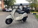 Neco Lola 49cc scooter, Fietsen en Brommers, Ophalen, Zo goed als nieuw