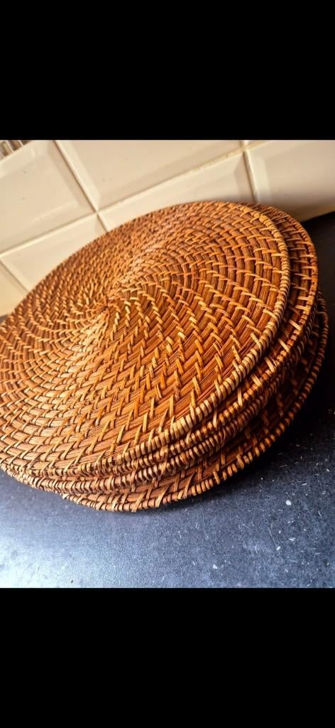 6 Sous plat, Maison & Meubles, Enlèvement, Comme neuf, Assiette