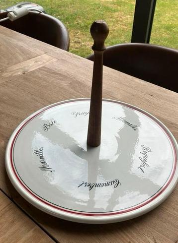 VINTAGE kaasplateau beschikbaar voor biedingen