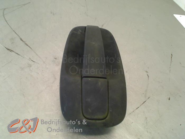 Poignée portière 2portes droite d'un Opel Vivaro, Autos : Pièces & Accessoires, Carrosserie & Tôlerie, Opel, Utilisé, 3 mois de garantie