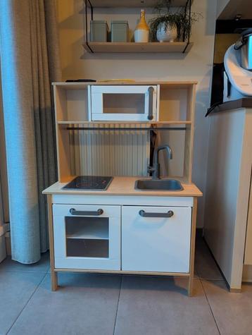 IKEA keukentje beschikbaar voor biedingen