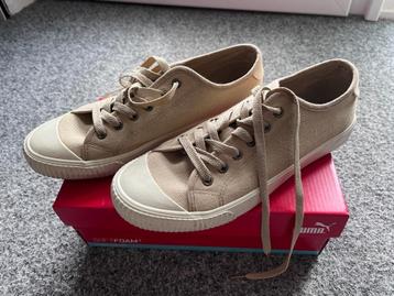 Heren sneakers kleur beige van het merk DMG maat 42 beschikbaar voor biedingen