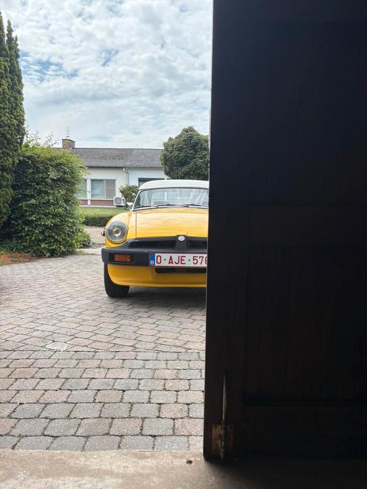 Mgb frontlip en sebring rear valance, Doe-het-zelf en Bouw, Meetapparatuur, Zo goed als nieuw, Ophalen
