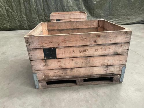 Te koop vrij goede en stevige houten fruitbakken/kisten., Zakelijke goederen, Landbouw | Aardappelen, Groenten, Fruit en Vlees