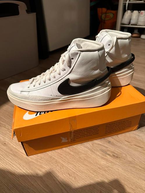 Nike Blazer phantom mid, Kleding | Heren, Schoenen, Zo goed als nieuw, Sneakers, Wit, Ophalen of Verzenden