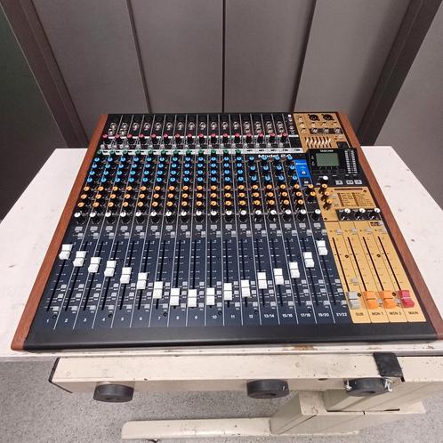 Mengpaneel, mixer, interface en recorder absolute nieuwstaat, Muziek en Instrumenten, Mengpanelen, Zo goed als nieuw, 20 kanalen of meer