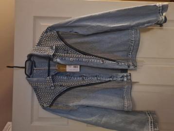 denim jacket  beschikbaar voor biedingen