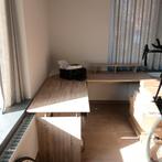 Grote hoek bureau, Ophalen