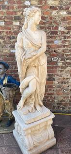 Tuinbeeld Venus - arend, Ophalen, Zo goed als nieuw