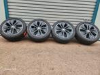 18 inch Skoda Karoq Superb olktavia velgen banden, Auto diversen, Wieldoppen, Ophalen of Verzenden