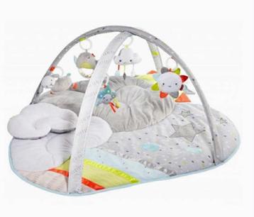 Tapis d’activités Nuage bébé beschikbaar voor biedingen