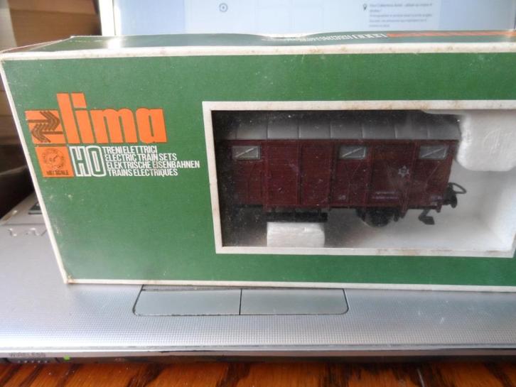 LIMA 2 Wagons marchandises + 1 voiture passagers HO, Hobby en Vrije tijd, Modeltreinen | H0, Gebruikt, Wagon, Gelijkstroom of Wisselstroom