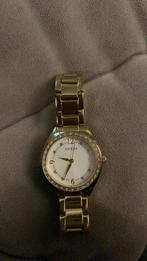 Guess charlotte dames horloge, Handtassen en Accessoires, Horloges | Dames, Ophalen, Zo goed als nieuw, Polshorloge, Guess