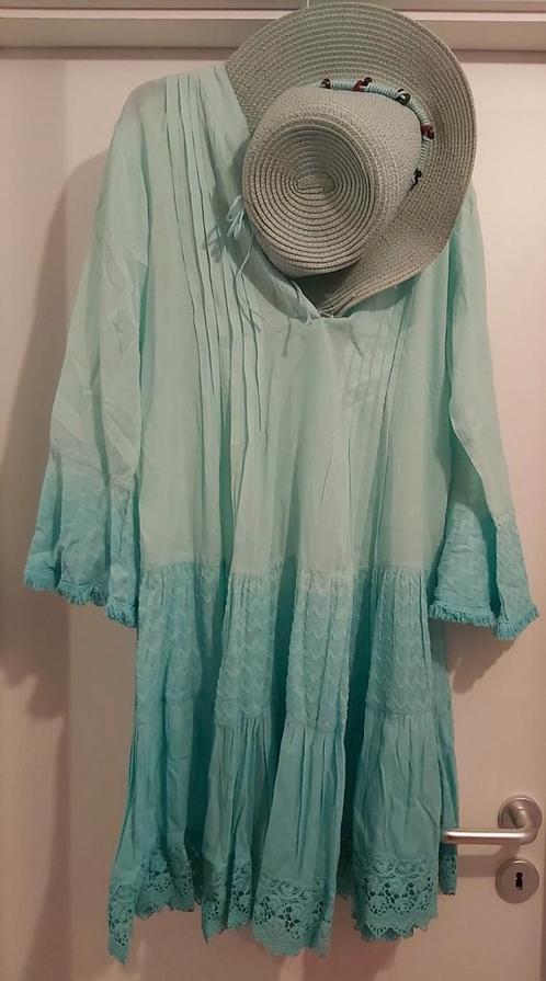 Watergroene jurk met stropdas en bijpassende hoed - Corte Hi, Kleding | Dames, Jurken, Nieuw, Groen, Ophalen of Verzenden