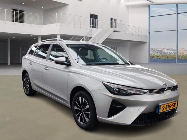 MG5 61kWh Long Range 2023, BTW, SOH 93,8%, 3 fase, Led+xenon, Auto's, MG, Bedrijf, MG5, ABS, Achteruitrijcamera, Adaptieve lichten
