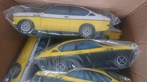 Opel kadett c coupe gte decoratie kussens, Auto diversen, Overige Auto diversen, Ophalen