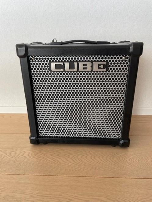 Gitaarversterker Roland Cube Box, Audio, Tv en Foto, Versterkers en Ontvangers, Gebruikt, Overige systemen, Minder dan 60 watt
