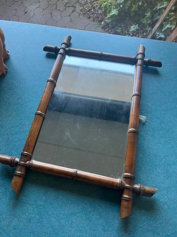Faux bamboo spiegel  beschikbaar voor biedingen