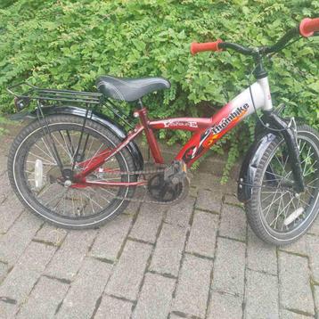 Kinderfiets beschikbaar voor biedingen