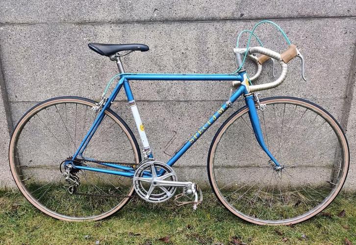 Gezocht: oude fietsen/koersfietsen - gratis af te halen, Fietsen en Brommers, Fietsen | Oldtimers, Ophalen