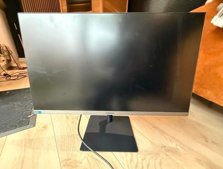 Samsung Monitor 27 inch, Computers en Software, Windows Laptops, Zo goed als nieuw, Verzenden