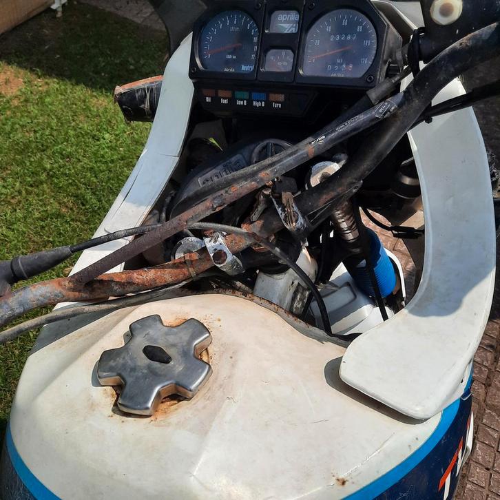 aprillia tuareg 50cc, Fietsen en Brommers, Brommers | Oldtimers, Ophalen