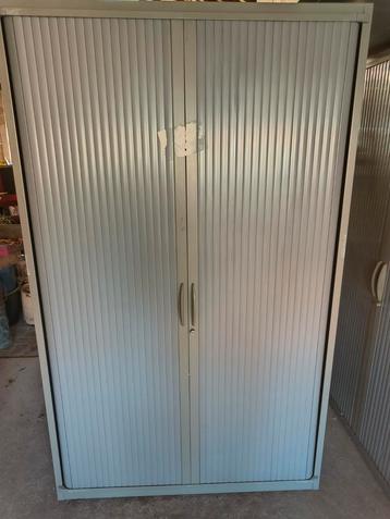 Metalen kast roldeur kast garage berging tuinhuis dosierkast beschikbaar voor biedingen