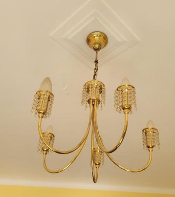 Lustre doré beschikbaar voor biedingen