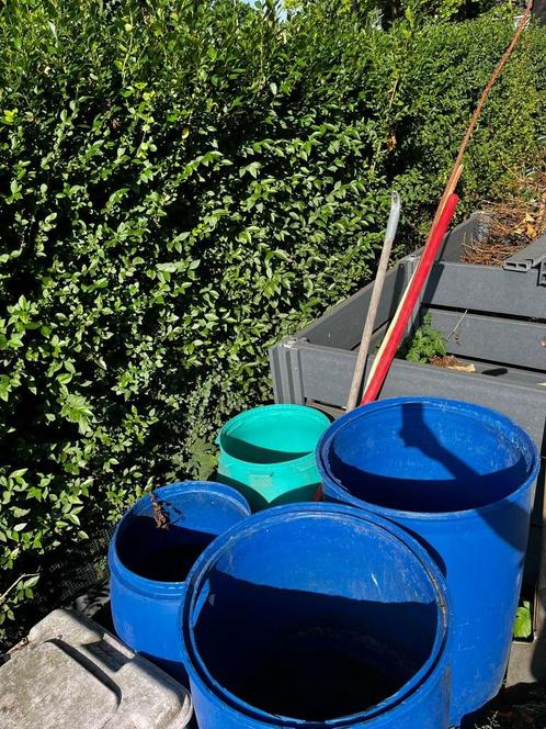 Waterton: 4 stuks, Tuin en Terras, Regentonnen, Gebruikt, Kunststof, Ophalen