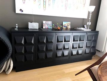 buffet commode brutaliste beschikbaar voor biedingen