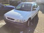 Ford escort 1,4 clx, slechts 63000km, oldtimer, Auto's, Voorwielaandrijving, Wit, Ford, Velours