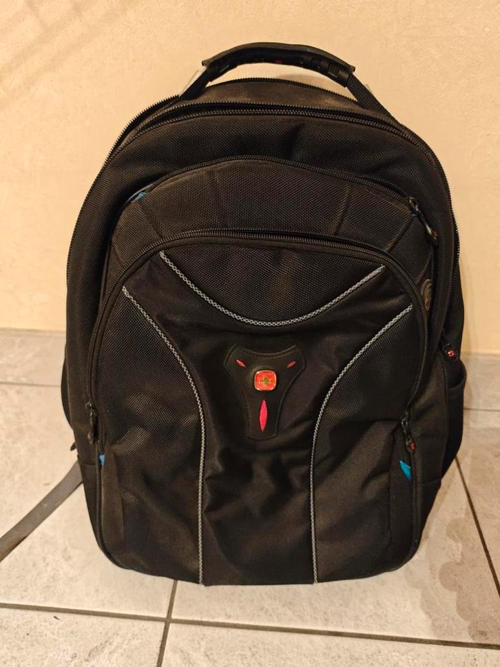 Swiss Gear rugzak 15" laptop backpack, Computers en Software, Laptoptassen, Zo goed als nieuw, Rugzak, 15 inch, Ophalen of Verzenden