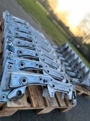 Subframe bmw e30 verstevigd / gepoedercoat beschikbaar voor biedingen