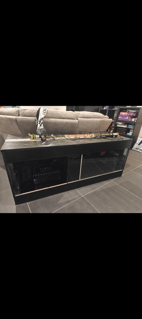 Groot terrarium met toebehoren., Dieren en Toebehoren, Reptielen en Amfibieën | Toebehoren, Verlichting, Ophalen