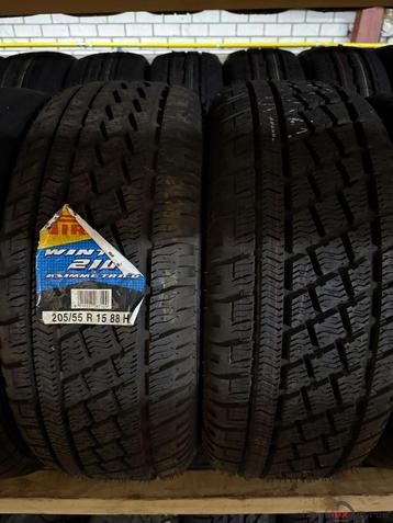winter nieuw 205/55R15 Pirelli 205/55 R15 205/55/15 2055515 beschikbaar voor biedingen