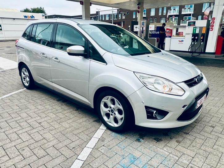 Photo C-Max Grand 7 places 1.6 TDCi Titanium Euro 5b, Autos, Ford, Entreprise, Grand C-Max, Diesel, Euro 5, Argent ou Gris, Gris
