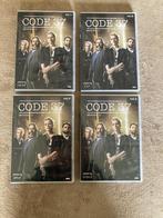 DVD Serie Code 37 seizoen 1 (4 DVD's = 13 afleveringen), CD & DVD, À partir de 16 ans, Enlèvement ou Envoi, Comme neuf, Thriller