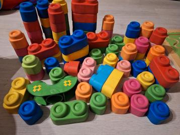 Clemmy blokken  beschikbaar voor biedingen