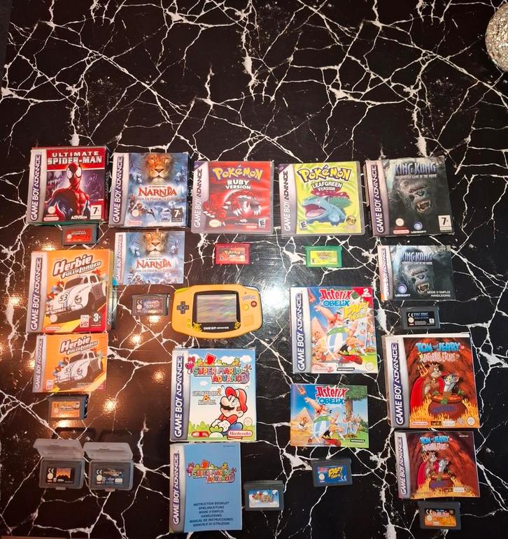 Gameboy Advance Pokemon + 11 spellen..., Games en Spelcomputers, Games | Nintendo Game Boy, Zo goed als nieuw, Ophalen of Verzenden