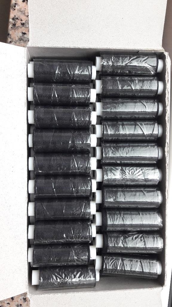 doosje met 100 koontjes zwart naaigaren 150meter, Hobby en Vrije tijd, Naaien en Fournituren, Nieuw, Garen of Naald(en), Ophalen of Verzenden