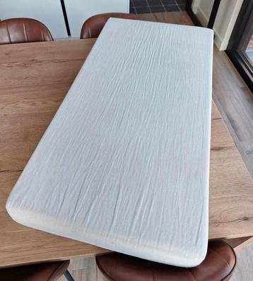 Kindermatras 130 x 60 x 10 dik beschikbaar voor biedingen