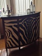 Koloniaal bar meubel met zebra huid en zwarte steen, Ophalen, Met plank(en), 100 tot 150 cm, 100 tot 150 cm